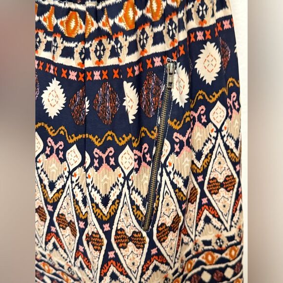 Speed Control Patterned Sleeveless Dress, Size Medium - Picture 3 of 6